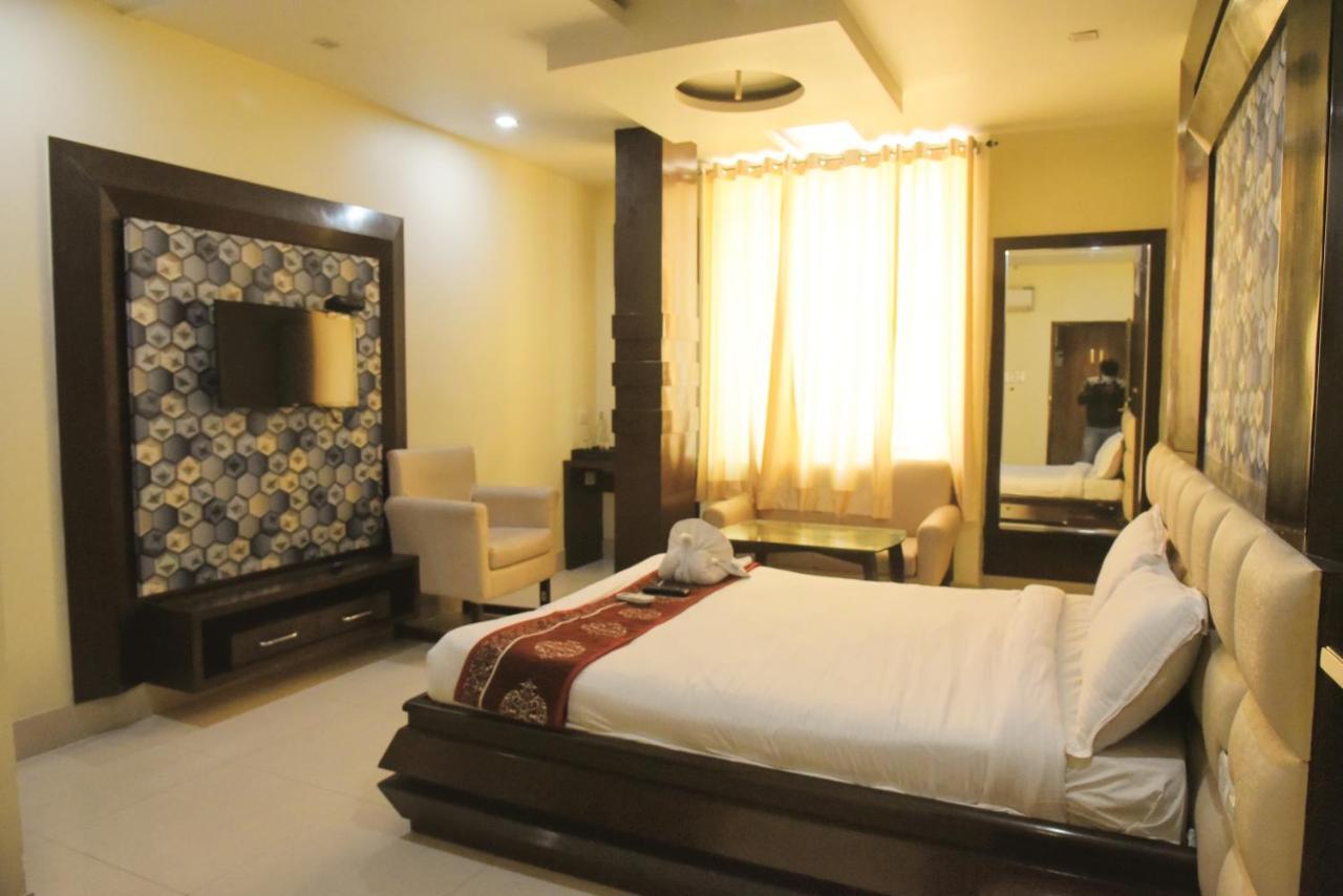 Hotel Vitthal International, Prayagraj Ngoại thất bức ảnh